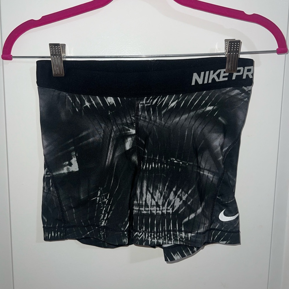 Black and white nike pro shorts